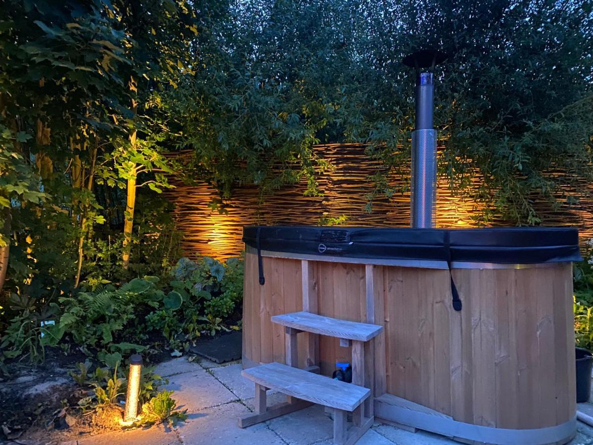 Bed & Wellness Klein Knorrestein With Private Hottub And Sauna And Tandembike Rental Included In Price Алмере Экстерьер фото